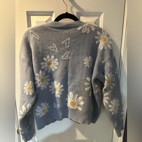 Celebrity Pink Cardigan - Picture 2 of 2